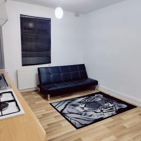 1 Bedroom Flat Sheffield Exteriör bild