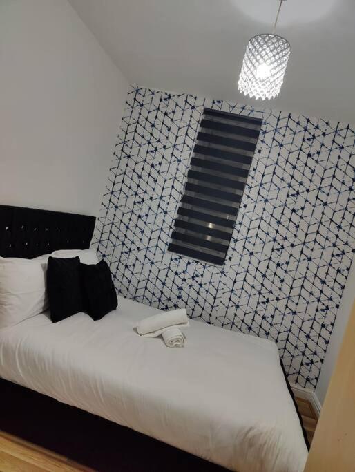 1 Bedroom Flat Sheffield Exteriör bild
